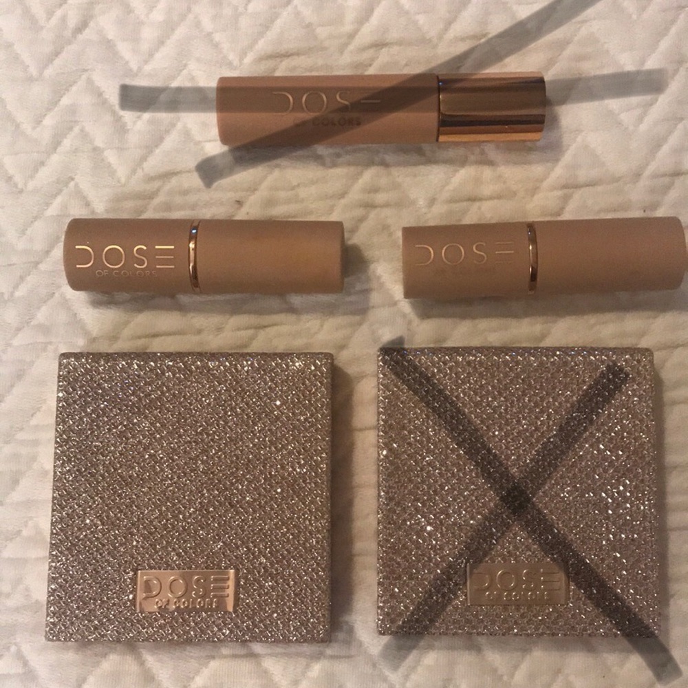 Dose of colors makeup collection - Picture 1 of 5